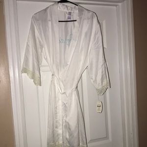 Bridal Satin robe